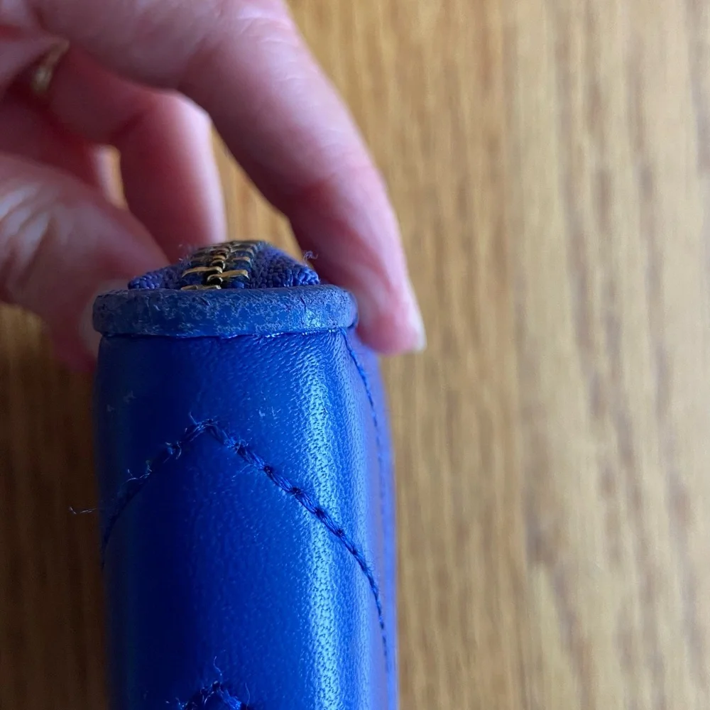 TORY BURCH 💙 Alexa Continental zip wallet in blue leather💙😊 - Picture 3 of 5